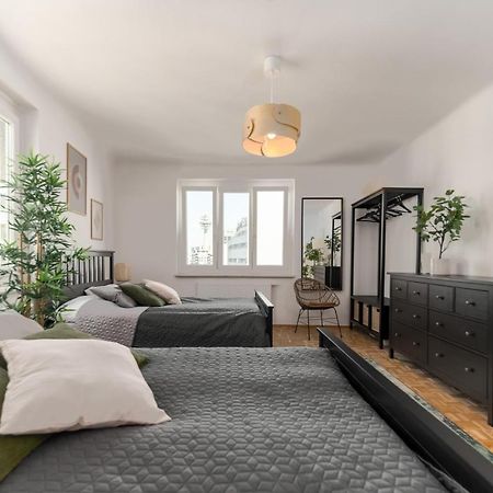 King Bed Home, 3 Bed Rooms, Perfect For Long Term Stay Viena Exterior foto