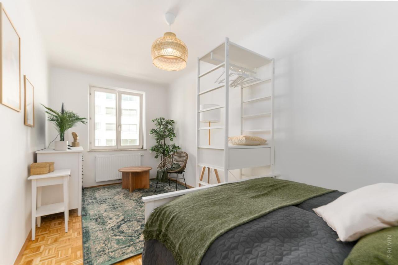 King Bed Home, 3 Bed Rooms, Perfect For Long Term Stay Viena Exterior foto